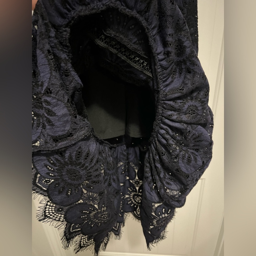 Banana Republic Lace Sheath Dress Petite 00P Navy Black Floral Cocktail Holiday - Picture 7 of 12